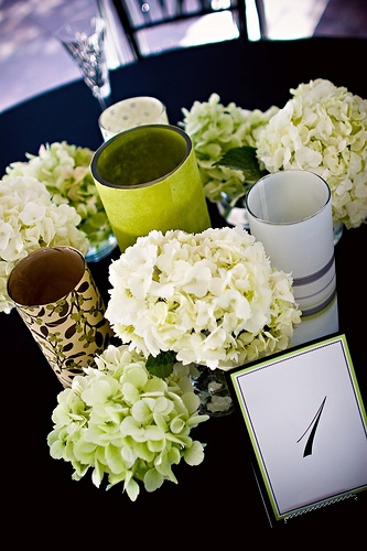 Can I see your centerpiece ideas :  wedding reception decor centerpiece non traditional 23