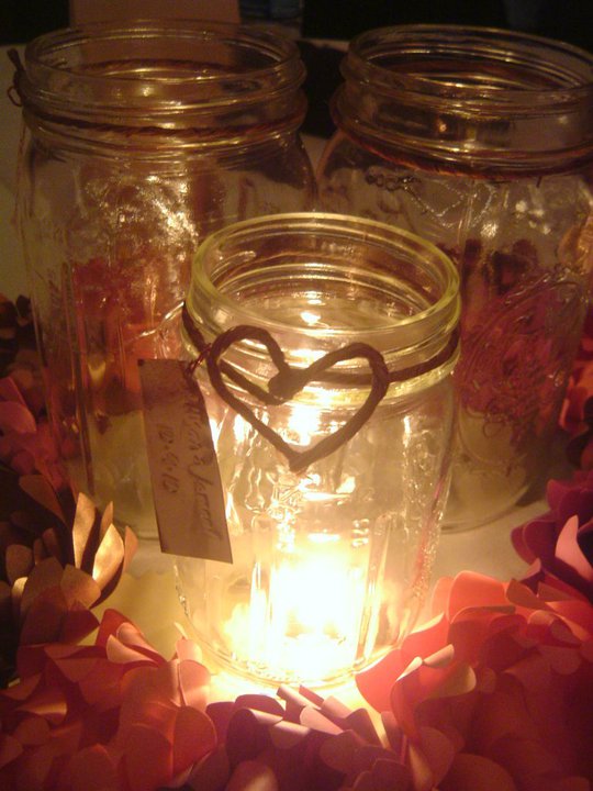 ladies POST YOUR PICS of your diy table centrepieces pulleeease :) :  wedding diy table centrepieces 72560 483903380925 659940925 7393389 3772991 N