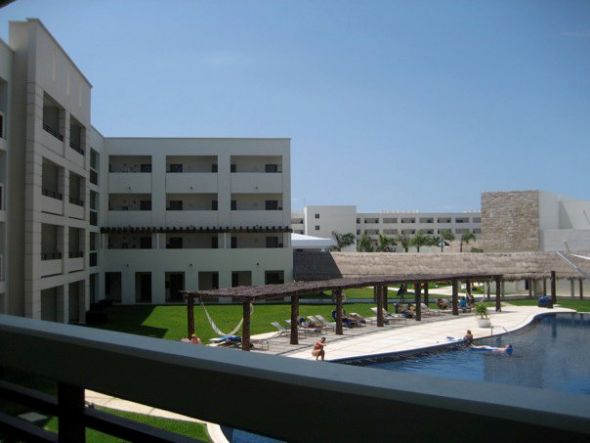 Our amazing honeymoon to Cancun-  Secrets Silversands!! :  wedding Hm 016