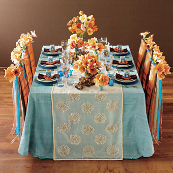 Please share pictures of centerpieces on rectangle tables :  wedding rectangle tables centerpieces flowers candles round tables 001 Primarywer