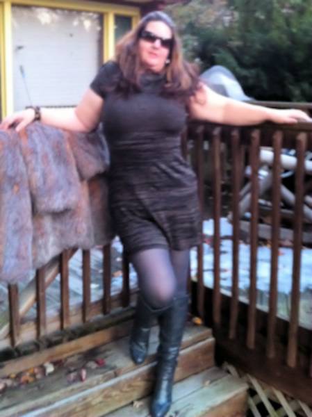 Feeling Old. PLEASE cheer me up. : wedding Hollywood Glam