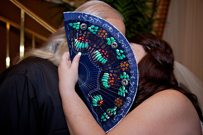 July 30th Brides! :  wedding Shy Fan Kiss