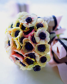FLOWER HELP :  wedding Anemone Sum97 Bouquet L