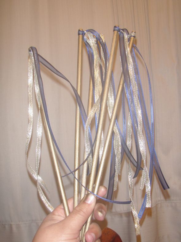 My alternative to rice or confetti: Ribbon Wands