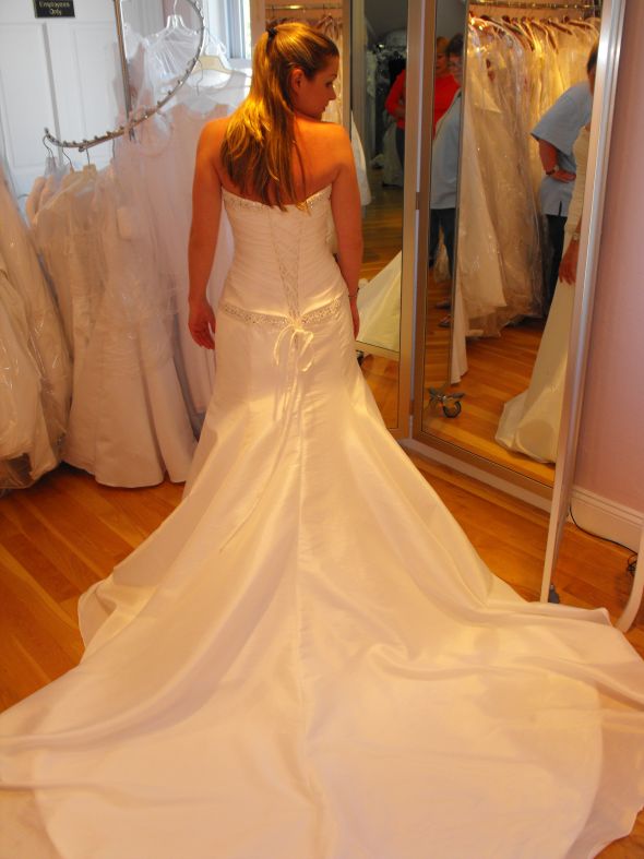 Maggie Sottero! anyone wearing one of her dresses? :  wedding Dress 010