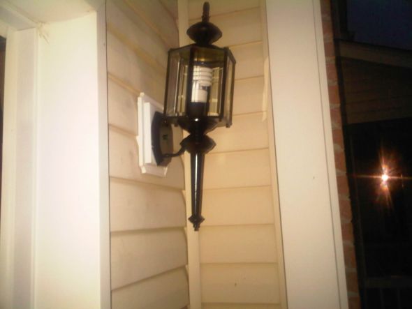 Good 'ole Rustoleum.... :  wedding Coach Light After1
