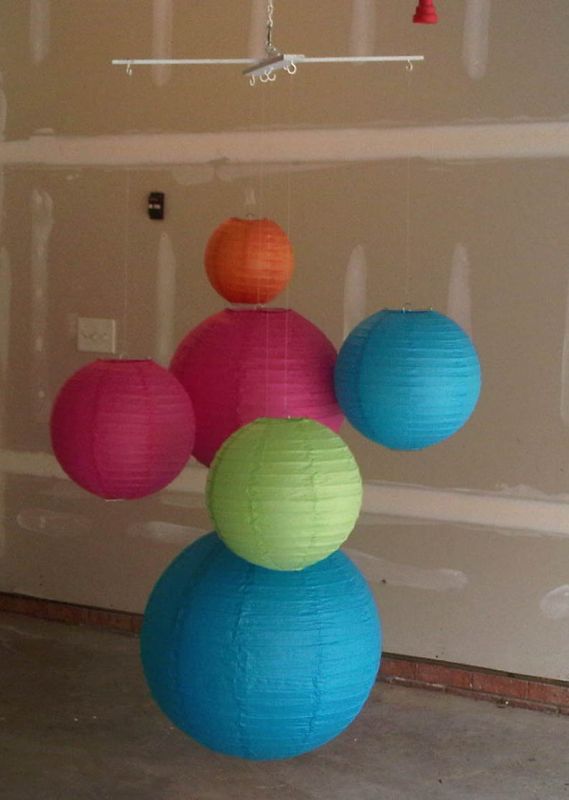 Hanging Chinese Lanterns :  wedding Figured It Out