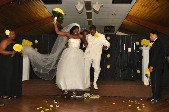 JamaicaBride's SISTER got married...9/18/2010 (photo heavy) : wedding JumpingtheBroom