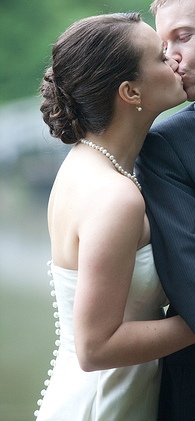 I want to see hair photos! :  wedding hair Kiss