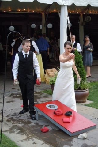 I'm married!!!!!  It was a blast! (photos) :  wedding Photo Cornhole