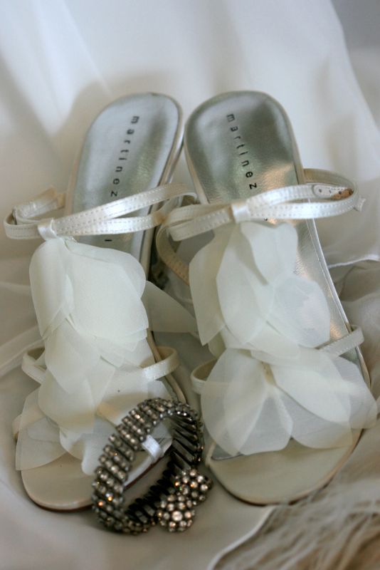 Our professional pics are in (Very Pic Heavy) :  wedding IMG 0026