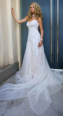 Let's play dress-up. If you were having a beach + backyard + vintagey wedding... : wedding Mgm Web Front