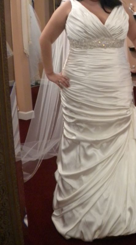 Non strapless dresses! show me pictures of yours! : wedding non strapless short pictures My Dress