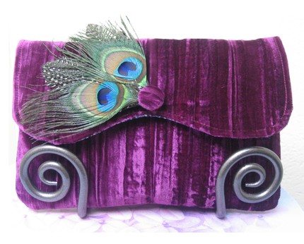 Has anyone used clutches instead of bridesmaid bouquets? Pics?? :  wedding clutches bridesmaid bouquet alternative Il 430xN.84986263