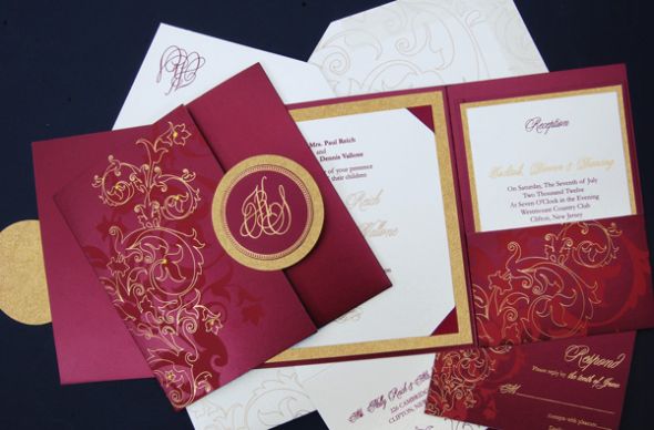 Help me find these invitations! :  wedding invitations help pocketfold Red Folder