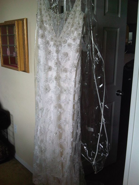 I LOVE my dress...after 5 min of buyers remorse :  wedding Front Of Dress