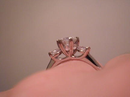 Ring Thread with a Twist! Please Help! :  wedding rings P5310108