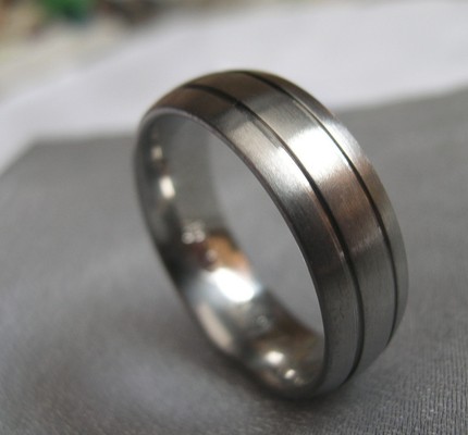 What does your GUY'S ring look like?? : wedding Pauls Wedding Band