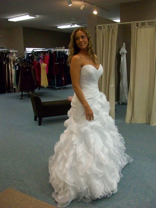 Finally pictures of my dress!!!!! :  wedding April 2011 131