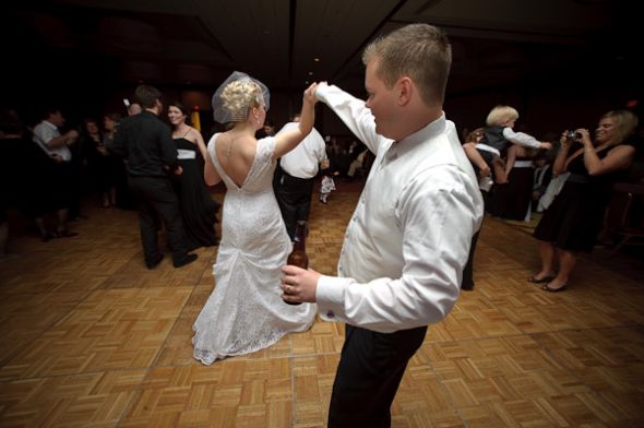 Professional Wedding Pics!!!!!!!!!!! :  wedding Dancing