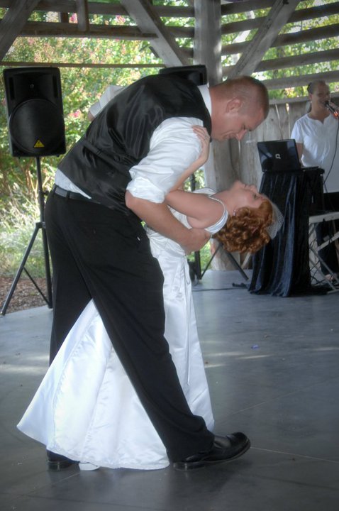 Just a few teasers from wedding day :  wedding 38577 416294067902 218678092902 4744432 5733907 N