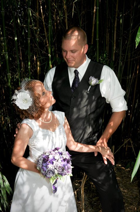 Just a few teasers from wedding day :  wedding 39152 416294607902 218678092902 4744456 7423551 N