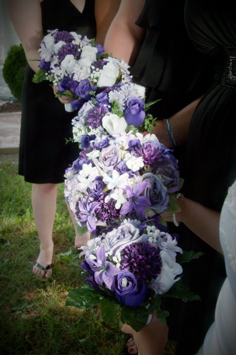 Just a few teasers from wedding day :  wedding 39319 416293692902 218678092902 4744419 1946354 N
