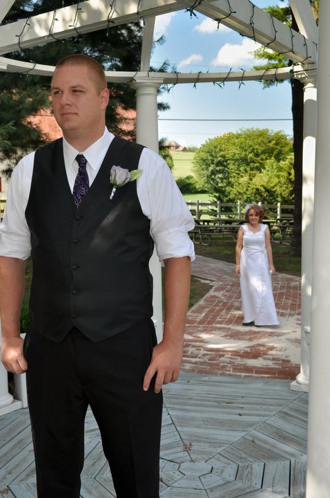 Just a few teasers from wedding day :  wedding 40231 416294327902 218678092902 4744443 4364593 N