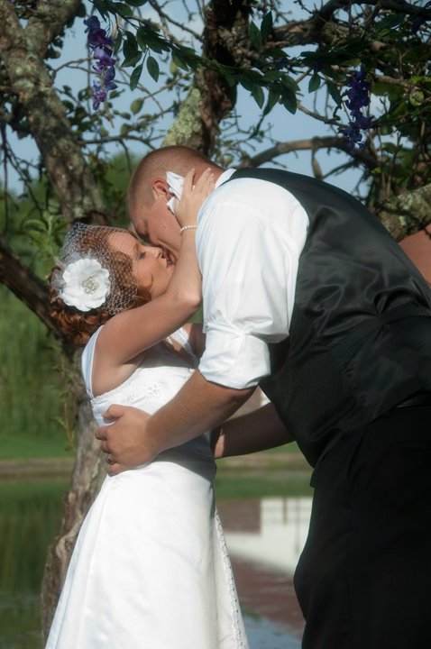Just a few teasers from wedding day :  wedding 40922 416293807902 218678092902 4744424 4102690 N