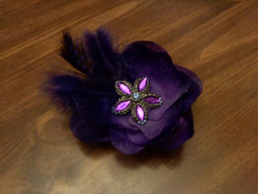 Would you buy something like this? How much do you think its worth? :  wedding Downsized 1107001840a