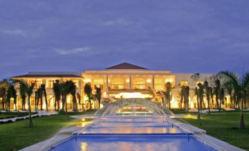 sept 2010 honeymoons :  wedding El20Dorado20Royale20exterior20of20Lobby360x218