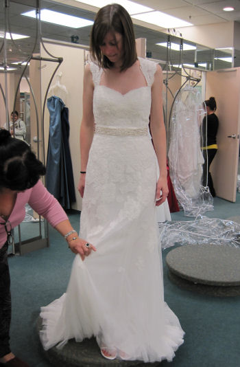 The Rejects : wedding Dress3