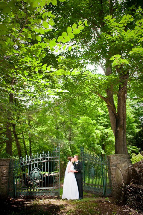 Finally Married!! Pro teaser pics! :) :  wedding Wedding7