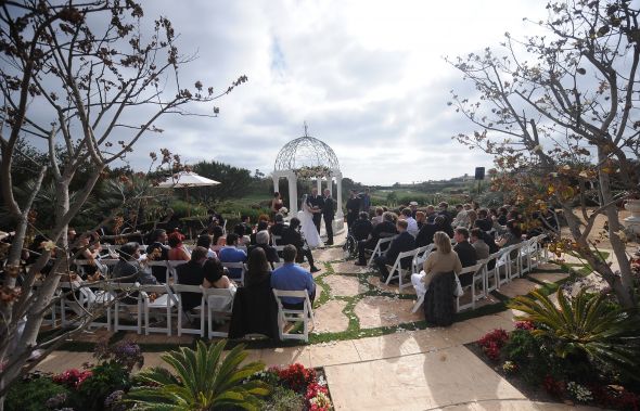 Show me your bride/groom as background photos! :  wedding 9.collins 2222