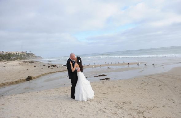 Finally some pro-pics...LOVE LOVE my venue and photog! :  wedding 91