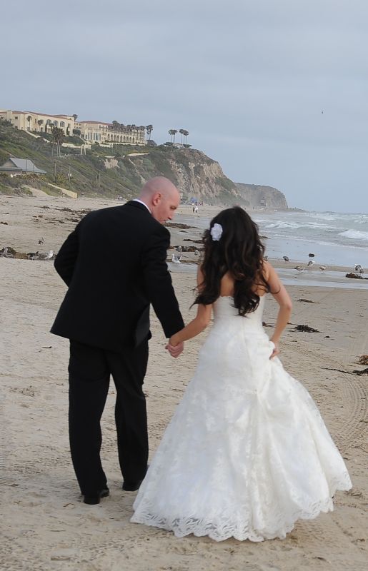 Pear shaped & hourglass brides - lets see real pics of your dress! :  wedding Back