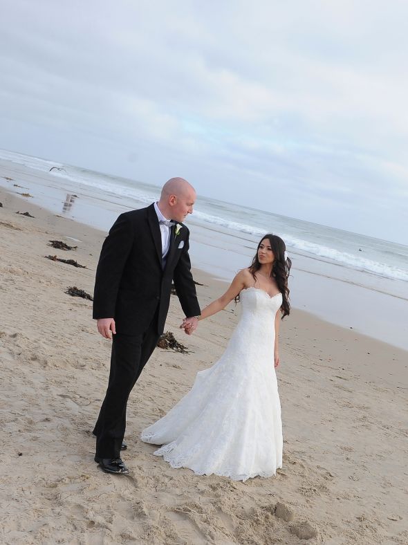 Show me your beach wedding dresses! :  wedding Collins 3268