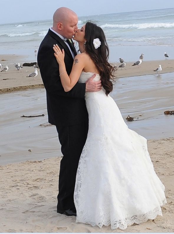 Show me your beach wedding dresses! :  wedding Flower1