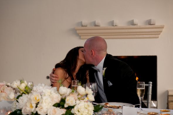 What are your ten favorite pro photos that express your day? :  wedding Pic10
