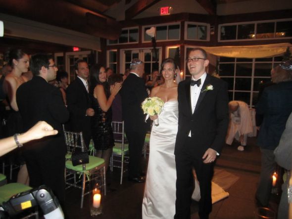 bee intros! (oct/nov '10 edition) : wedding 60142 739433996182 101716 41104253 5352336 N