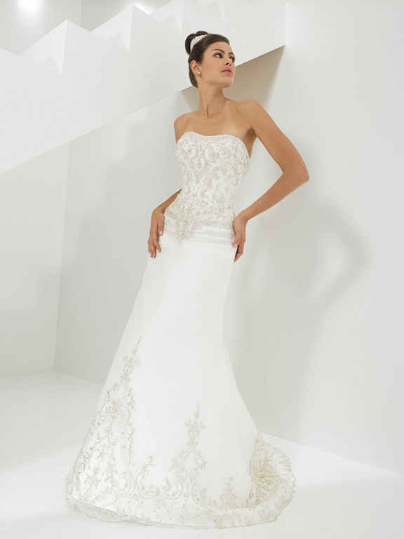 3 Dresses and a Bride to Be! :  wedding vote three dresses Allure