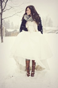SNOWING like a blizzard 2 days from my wedding... any experience w snow pics? :  wedding pictures snow 247275835759900538 8Zwp2Dg4 B