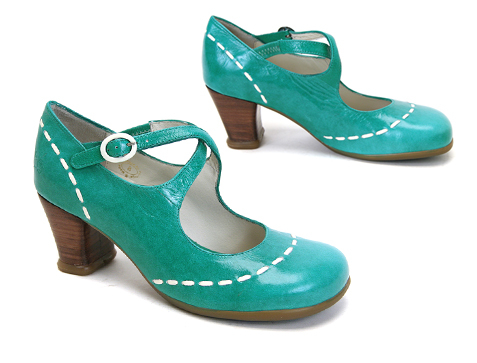 post your shoes! :  wedding Fluevogn