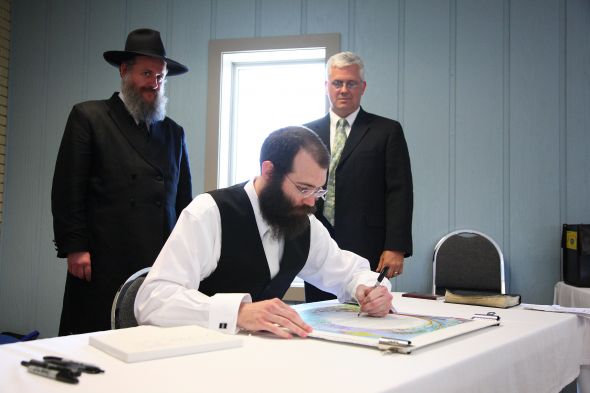 pictures and ketubah signing before ceremony..? :  wedding ketubah pictures before ceremony jewish 250
