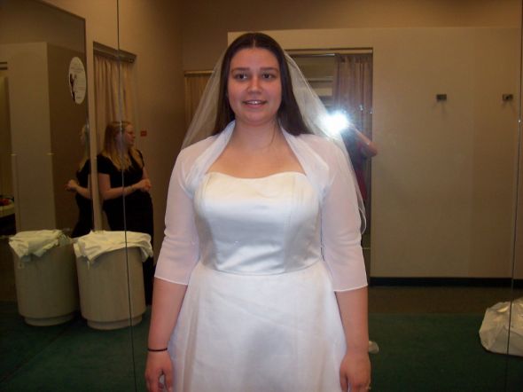 Help! I can't find a dress that doesnt' make me look like a sausage! :  wedding plus size 1 dress Bolero.weddingbeepost