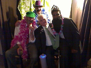 tall garment rack as photo booth backdrop stand?! :  wedding Photo On 2010 06 12 At 21.12 2