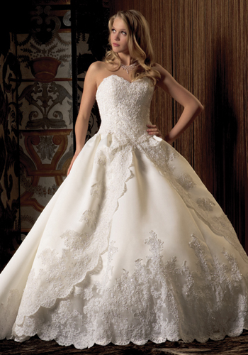 I am so in love with BIG POOFY BALL GOWNS.. SHOW ME YOURS!!! : wedding JA 8137B