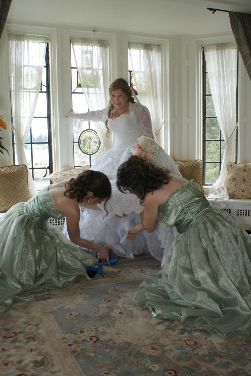 Getting Ready - The beginning of the recaps!!! :  wedding LJ 133