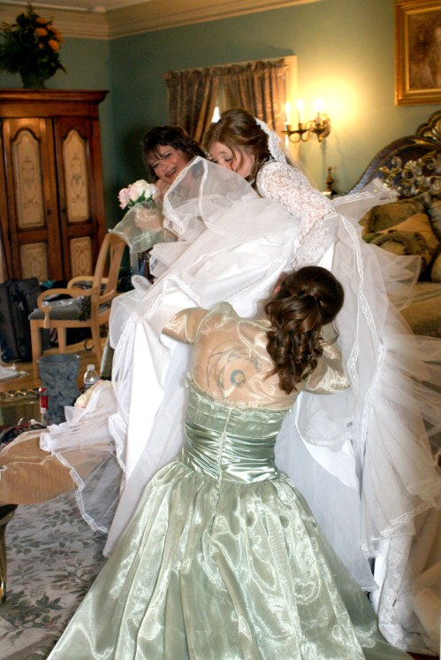 Getting Ready - The beginning of the recaps!!! :  wedding LJ 159