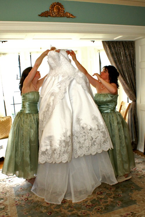 Getting Ready - The beginning of the recaps!!! : wedding LJ 86 1